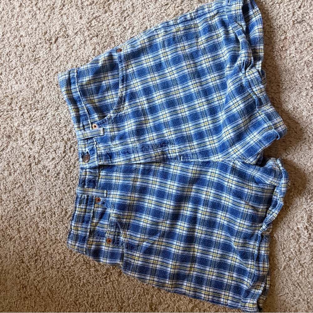 womens levi plaid shorts